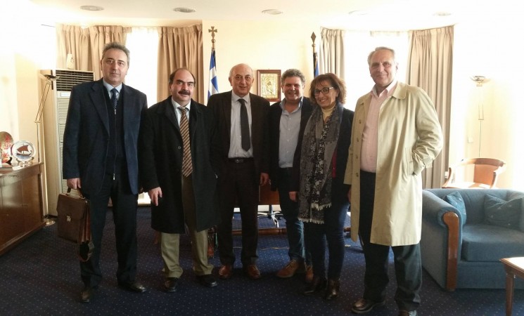 Επίσκεψη αντιπροσωπείας του Δήμου Καλαμαριάς στον Υφυπουργό Εξωτερικών, Γιάννη Αμανατίδη