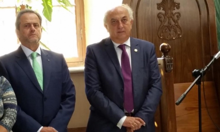 Στην χειροτονία του Μητροπολίτη Ερυθρών, κ.κ. Κυρίλλου σήμερα στην Σμύρνη. #mfa