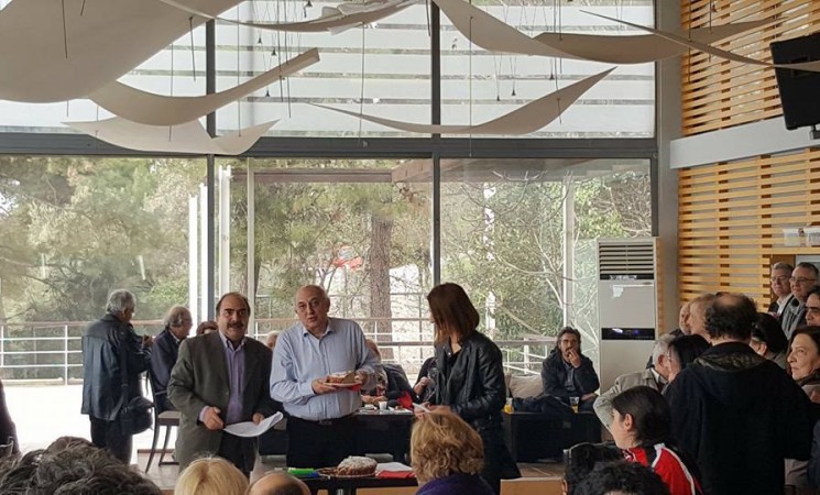 Στην ετήσια εκδήλωση για το κόψιμο της "πίτας" στην Ριζοσπαστική Ενωτική Κίνηση Καλαμαριάς