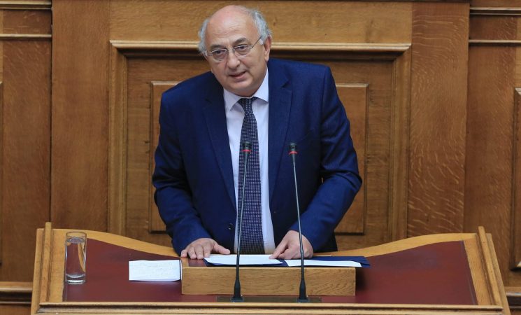 Γ. Αμανατίδης στη Βουλή: «Το Σύνταγμα είναι το Κοινωνικό Συμβόλαιο της χώρας, που πρέπει να κατοχυρώνει τα δικαιώματα των πολιτών» Όχι στη συνταγματοποίηση των νεοφιλελεύθερων πολιτικών
